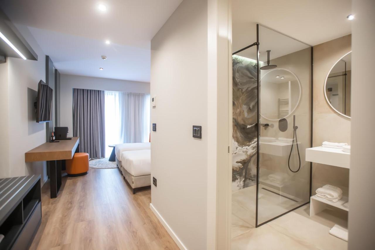 Hotel Elisa Tirana, Affiliated By Melia 外观 照片