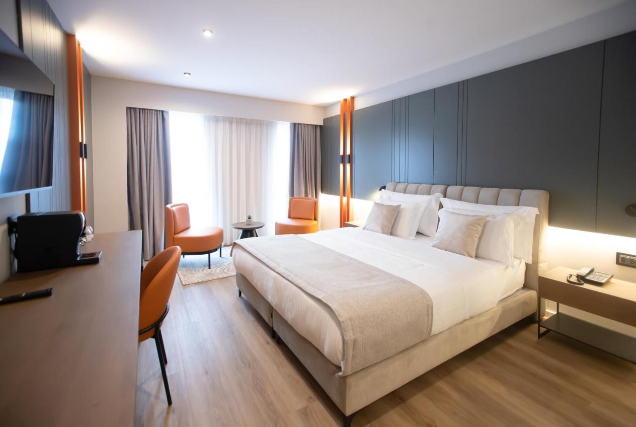 Hotel Elisa Tirana, Affiliated By Melia 外观 照片